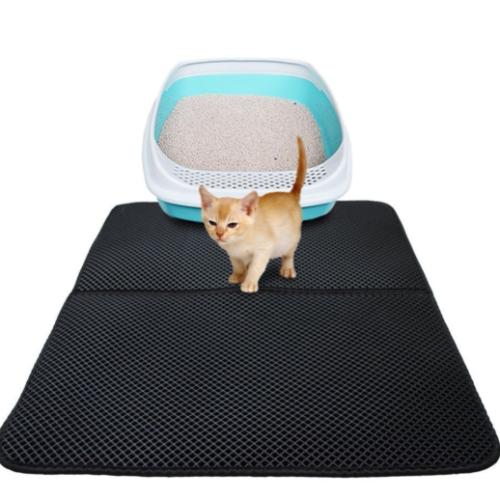Cat litter mat for reducing scattered litter